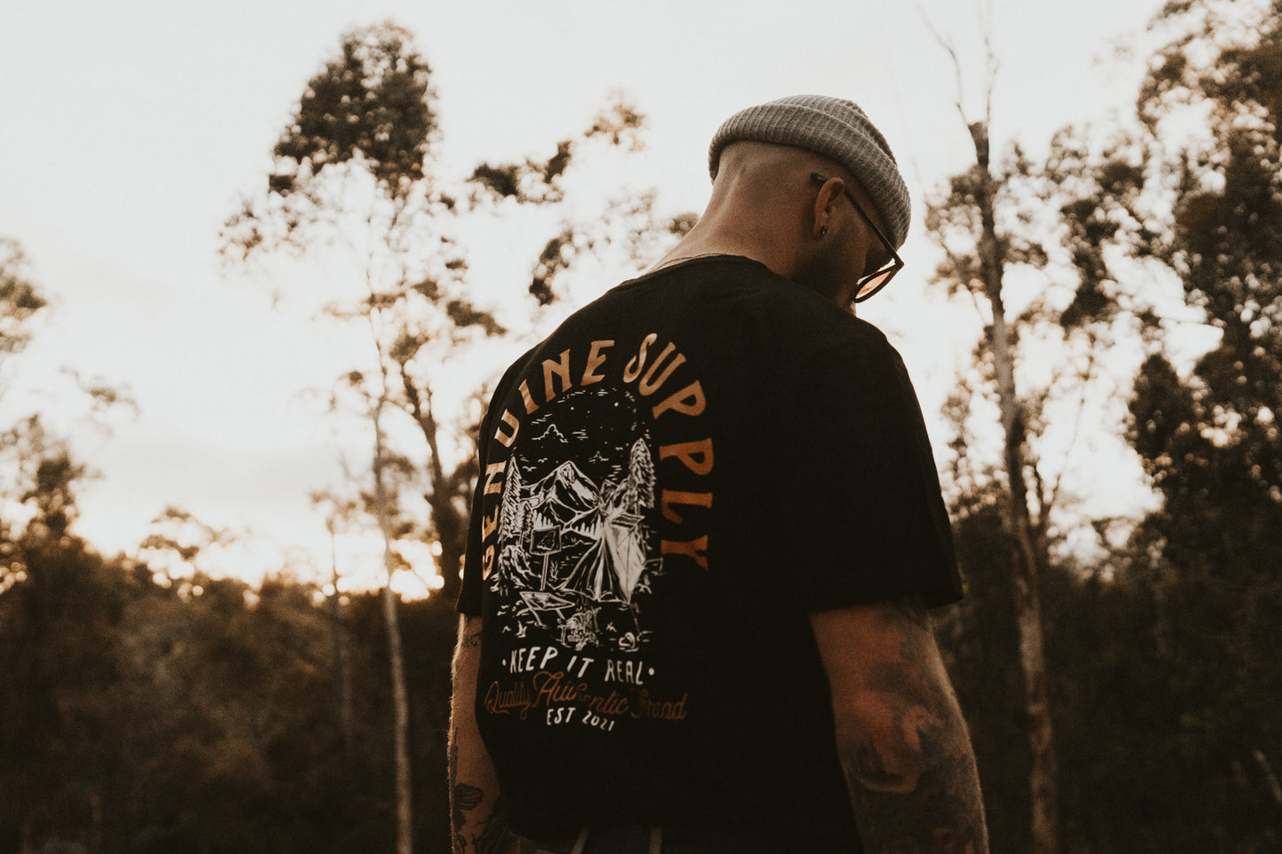 Black Camper T